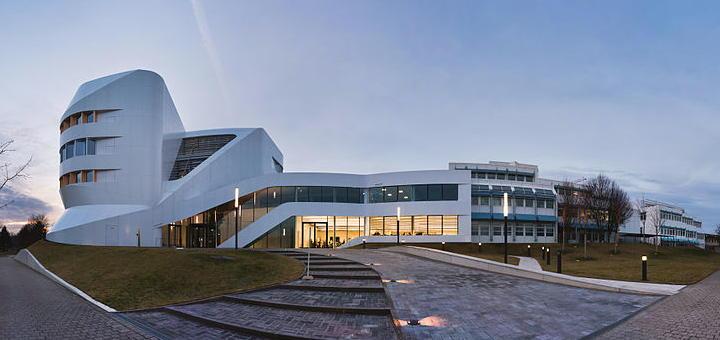 Im Zentrum fur Virtuelles Engineering des Fraunhofer-Instituts, ZVE in Stuttgart wurden die 25 Finalisten gekürt – Foto: Julian Herzog (Lizenz: CC BY 4.0)