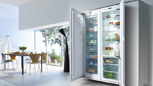 Nicht vertrauenswürdig, denn: Sind Kühlschränke vernetzt, können sie theoretisch auch gehackt werden (Symbolfoto)