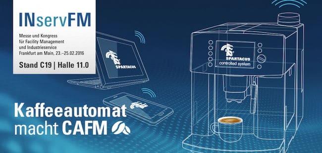 Mit Hilfe eines Kaffee-Automaten macht Spartacus FM auf der INservFM 2016 das Thema Service deutlich