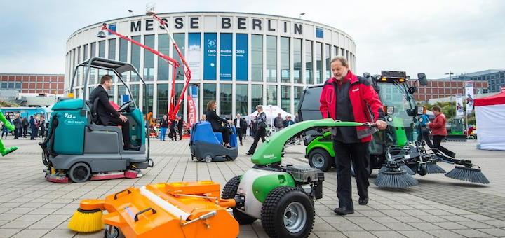 Parade der Reinigungsmaschinen - CMS 2017 - Foto: CMS