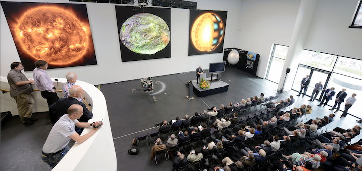 Die Max Planck Gesellschaft hat sich für ein CAFM-System von Archibus entschieden. Das Bild zeigt die Neubau-Einweihung des MPI für Sonnensystemforschung. – Foto MPS/P. Heller