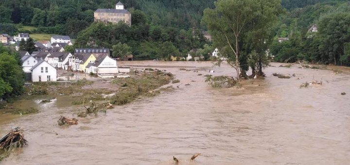 Das Hochwasser hat im Ahrtal massive Überschwemmungen verursacht und riesige Schäden hinterlassen – Foto: Martin Seifert/CnndrBrBr/Wikipedia – Lizenz: CC0