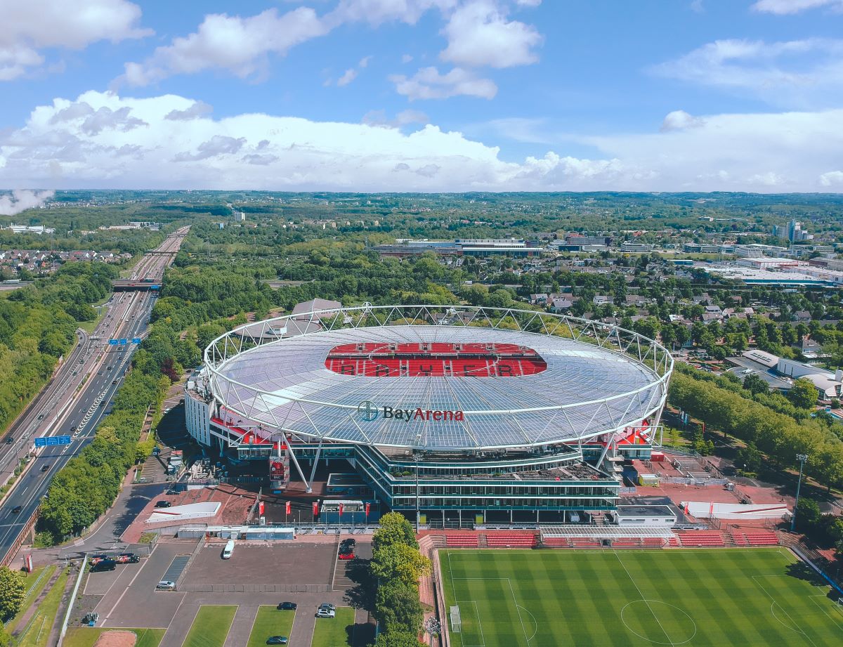 Die BayArena, das Stadion von Fußball-Bundesligist Bayer 04 Leverkusen, ist Veranstaltungsort des 4. BIM-Dialogs 2022 von M+P Begis - Foto: uslatar/stock-adobe.com